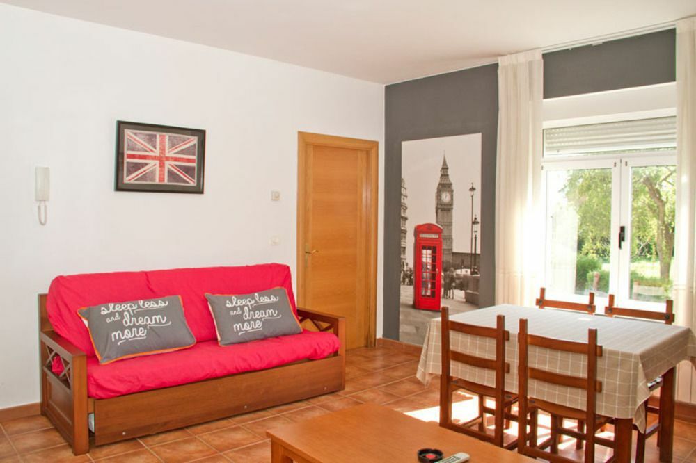 Apartamentos Mirapenas Gozon Εξωτερικό φωτογραφία